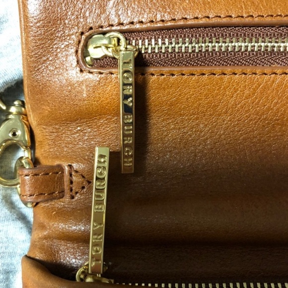 Tory Burch oversized clutch brown & black shoulder bag. $95 $300 - Picture 7 of 10